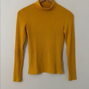 TOP SHOP: Mustard Ribbed Long Sleeve Top